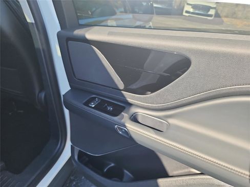 New 2026 Lincoln Aviator 2WD image 25