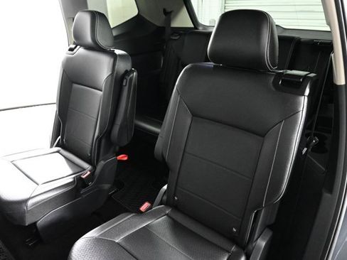 Certified 2023 Volkswagen Atlas SE w/ Panoramic Sunroof Package image 17