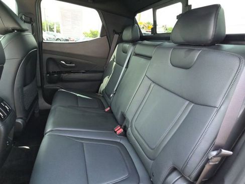 Certified 2024 Hyundai Santa Cruz Limited AWD/4WD image 9