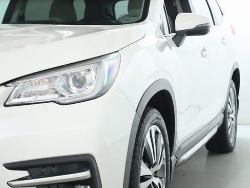 Used 2019 Subaru Ascent Limited w/ Popular Package #3 image 4