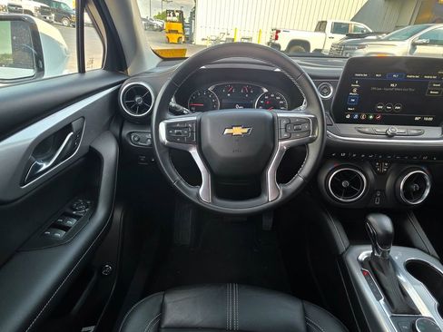 Used 2023 Chevrolet Blazer LT AWD/4WD image 16