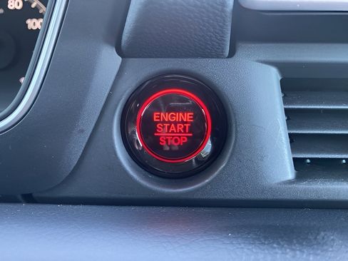 Used 2025 Honda Pilot EX-L image 23