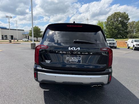 Used 2024 Kia Telluride S w/ S Sunroof Package FWD image 7