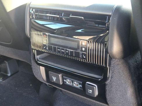 New 2026 Jeep Grand Wagoneer Limited image 12