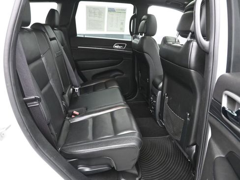 Used 2020 Jeep Grand Cherokee Limited image 9