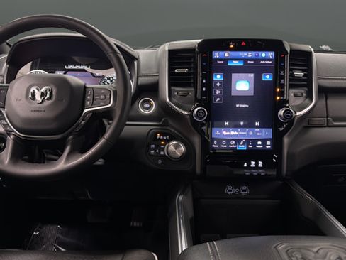 Used 2025 RAM 1500 Laramie w/ Sport Appearance Package AWD/4WD image 11