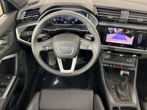 Used 2025 Audi Q3 2.0T Premium w/ Convenience Package image 13