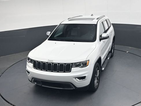 Used 2021 Jeep Grand Cherokee Limited AWD/4WD image 34