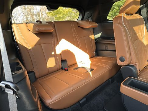 New 2026 INFINITI QX60 Autograph w/ Dark Cargo Package image 11