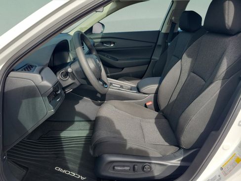 New 2026 Honda Accord SE image 25