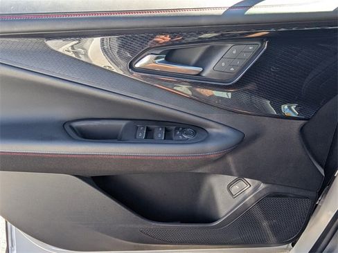 Used 2025 Chevrolet Blazer EV RS w/ Super Cruise Package image 40