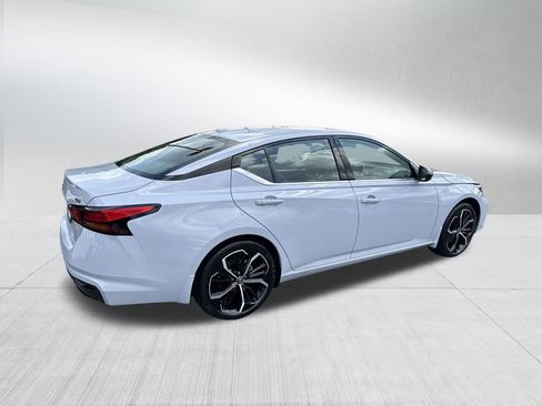 New 2025 Nissan Altima 2.5 SR FWD image 8