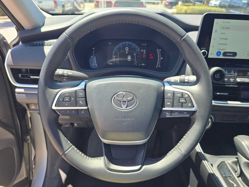 Certified 2026 Toyota Grand Highlander FWD image 25