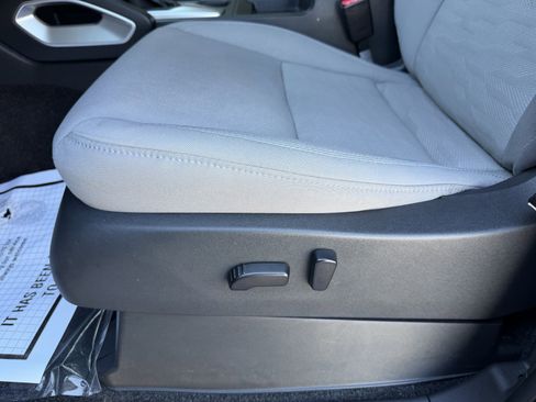 Certified 2023 Nissan Frontier SV w/ SV Convenience Package image 18