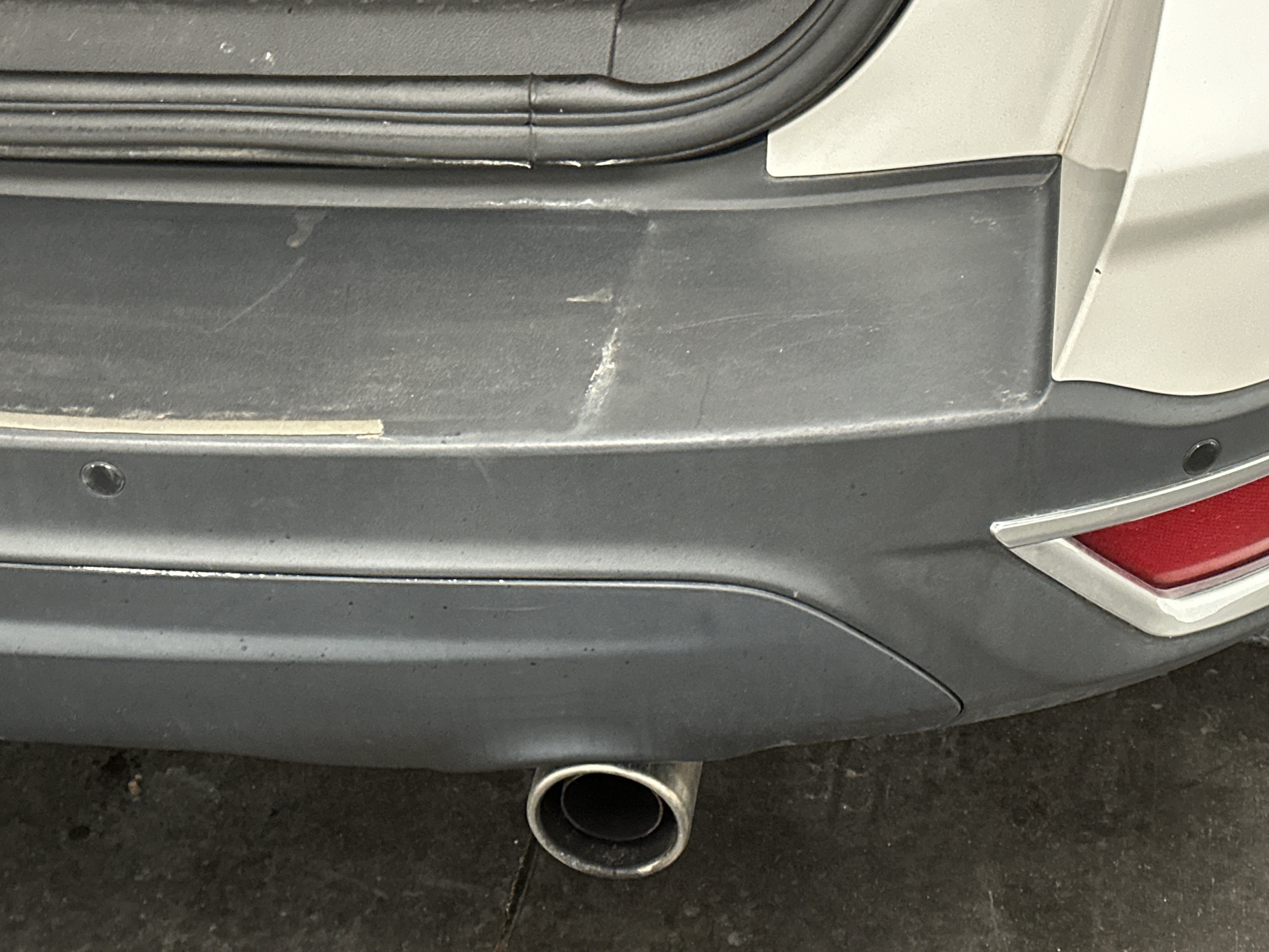 Used 2013 Ford Escape Titanium FWD image 16