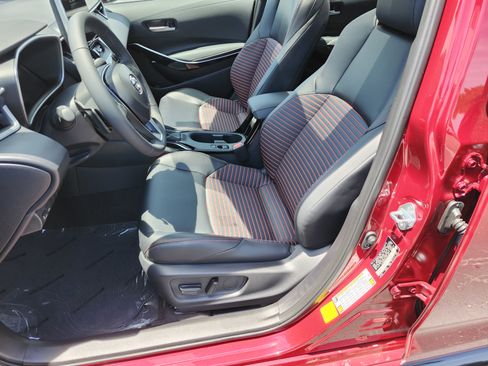 Used 2026 Toyota Corolla XSE FWD image 28