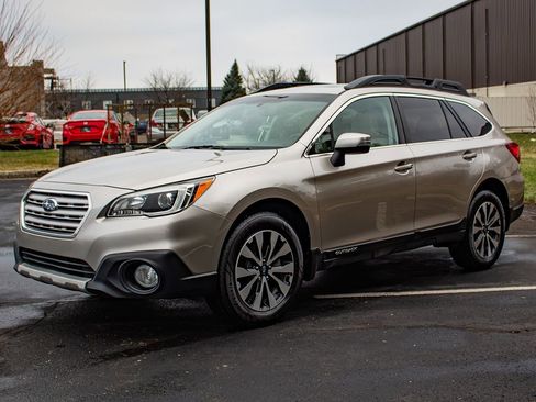 Used 2016 Subaru Outback 2.5i Limited image 4