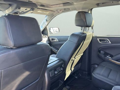 Used 2020 GMC Yukon Denali w/ Denali Ultimate Package image 29