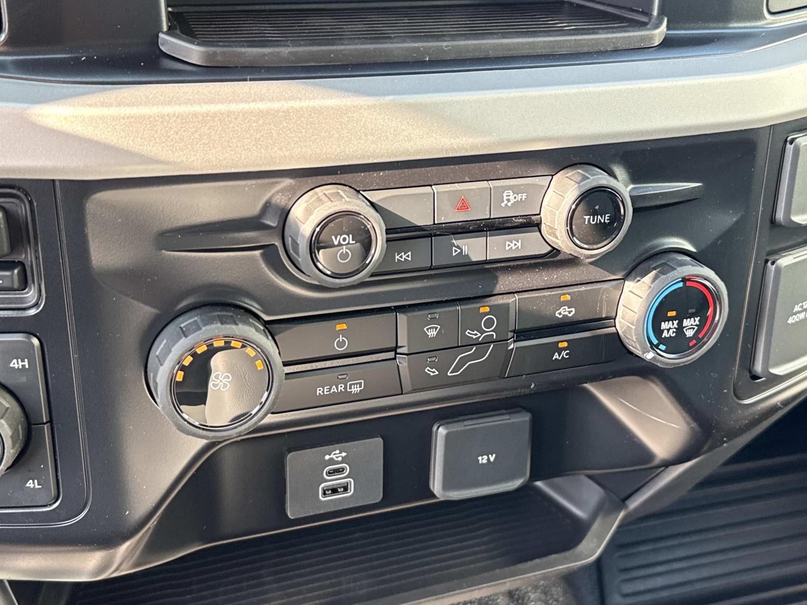 New 2027 Ford F550 4x4 Supercab Super Duty image 15