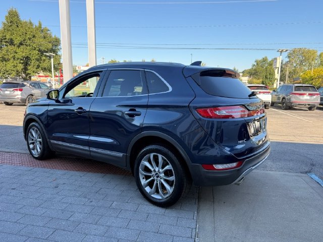 Used 2017 Lincoln MKC Select w/ Select Plus Package AWD/4WD image 4