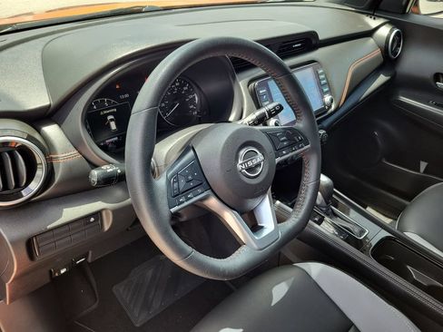 Used 2023 Nissan Kicks SR w/ SR Premium Package FWD image 21