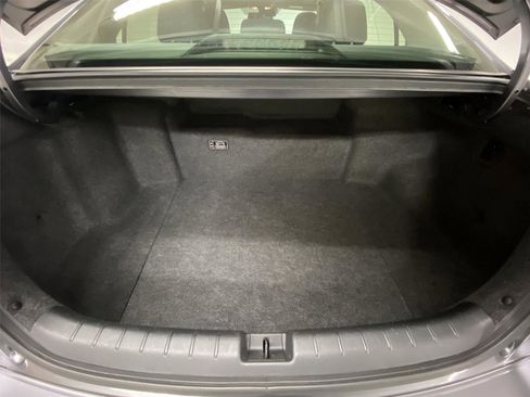 Used 2017 Honda Accord Touring image 25