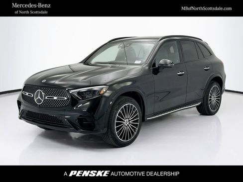 Certified 2026 Mercedes-Benz GLC 300 image 1