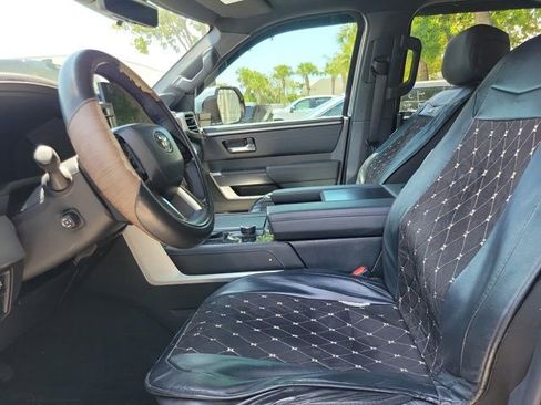 Used 2024 Toyota Tundra Platinum image 5