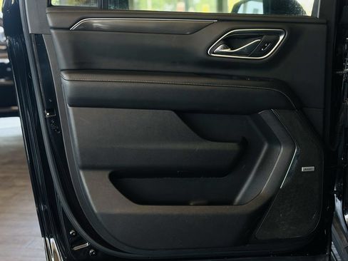 Used 2021 GMC Yukon XL AT4 w/ AT4 Premium Plus Package AWD/4WD image 38