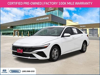 Certified 2025 Hyundai Elantra SE