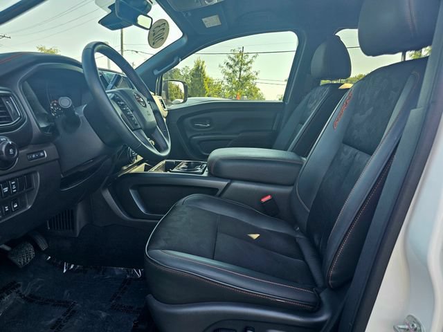 Used 2023 Nissan Titan PRO-4X w/ Off Road Protection Package AWD/4WD image 18