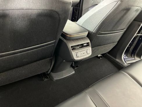Used 2023 Nissan Ariya FWD image 43