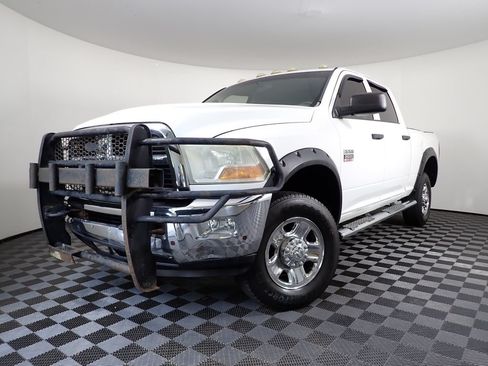 Used 2011 RAM 2500 ST w/ ST Popular Equipment Group AWD/4WD image 2
