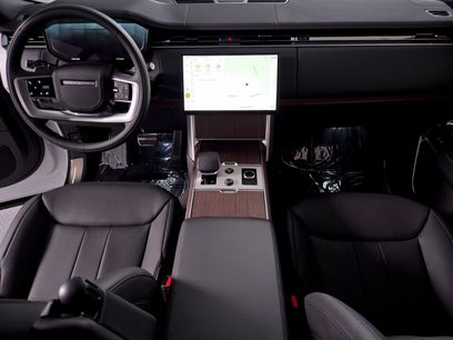 New 2027 Land Rover Range Rover SE