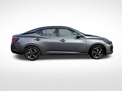 Used 2024 Nissan Sentra SV image 8