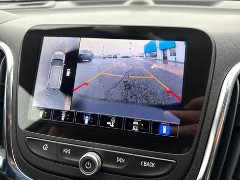 Used 2024 Chevrolet Equinox LT AWD/4WD image 38