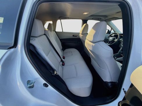 Used 2023 Toyota Corolla Cross LE w/ Moonroof Package AWD/4WD image 28