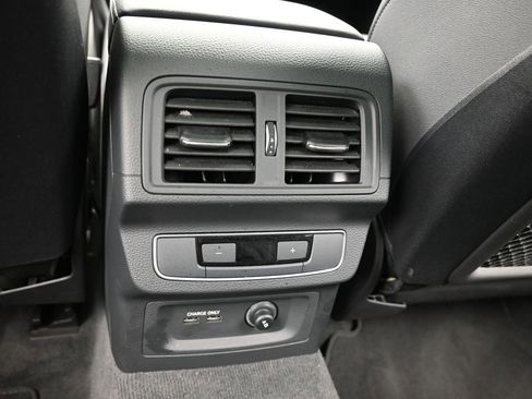 Used 2025 Audi Q5 2.0T Premium image 41