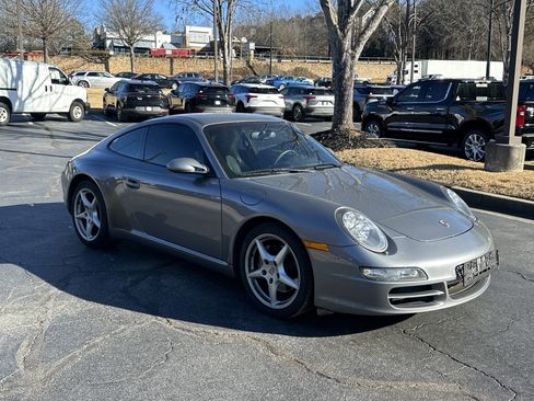 Used 2005 Porsche 911 Carrera image 3