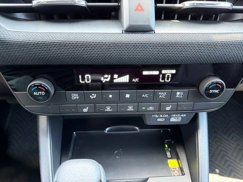 Certified 2026 Subaru Outback Limited AWD/4WD image 14