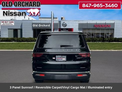 Used 2022 Jeep Wagoneer Series II w/ Premium Group I AWD/4WD image 7