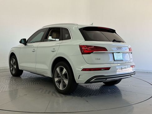 Used 2023 Audi Q5 2.0T Premium Plus w/ Premium Plus Package AWD/4WD image 3