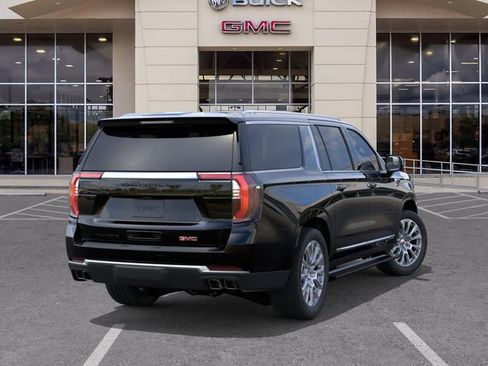 New 2026 GMC Yukon XL Denali w/ Denali Reserve Package RWD image 4