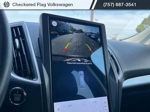 Used 2024 Ford Edge SEL image 39