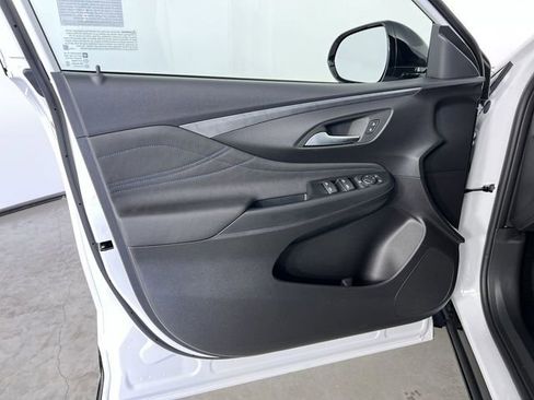 Used 2026 Buick Envista Sport Touring FWD image 22