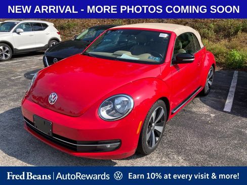 Used 2013 Volkswagen Beetle Turbo FWD image 3