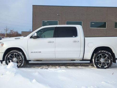 Used 2022 RAM 1500 Limited w/ Body-Colour Bumper Group image 3