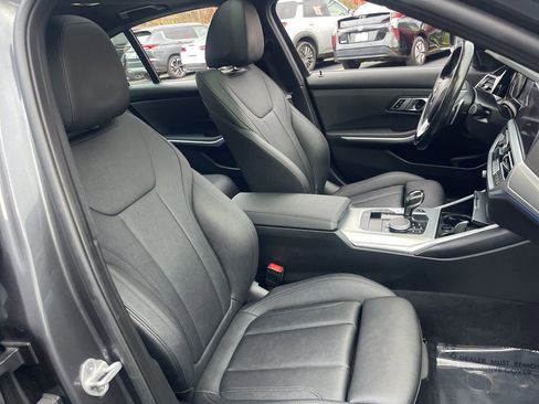 Used 2021 BMW 330i xDrive Sedan w/ Convenience Package image 17