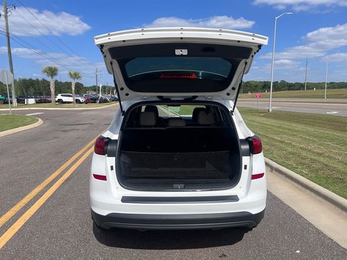 Used 2019 Hyundai Tucson SE image 8