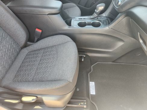 Used 2023 Chevrolet Equinox LT FWD image 15